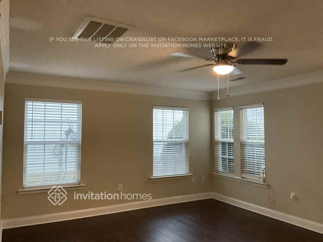 303 Waterlemon Way - Photo 4 of 17