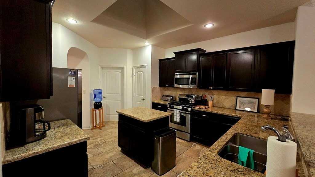 7309 Raphael St - Photo 6 of 24