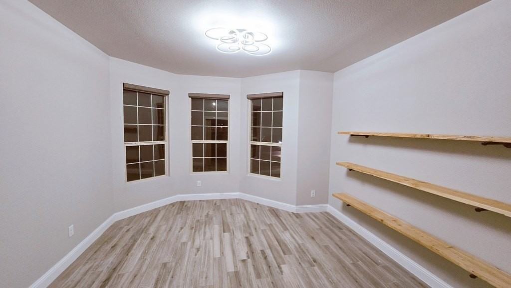 26 Balmoral Cir - Photo 2 of 10