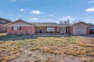 featured image of 715 Shell Ave