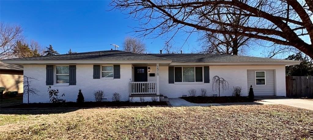 1510 Melrose Dr - Photo 2 of 28