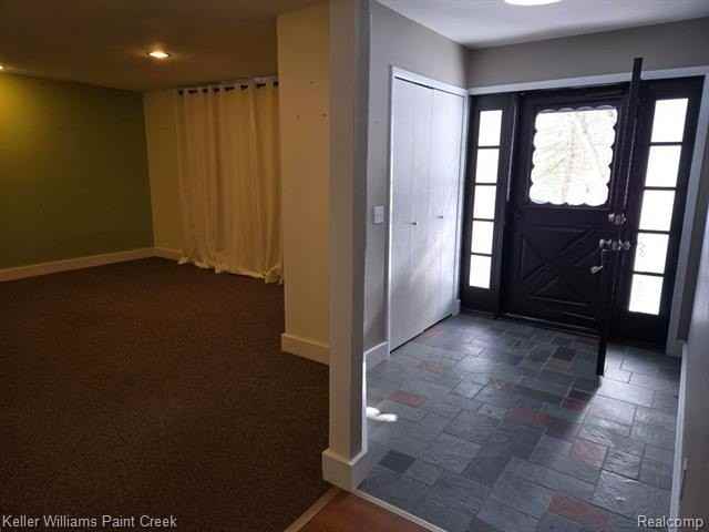 11914 Davisburg Rd - Photo 7 of 46