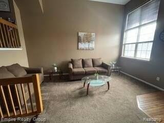 4334 Schaefer Rd - Photo 3 of 11