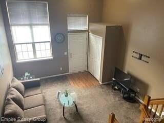 4334 Schaefer Rd - Photo 4 of 11