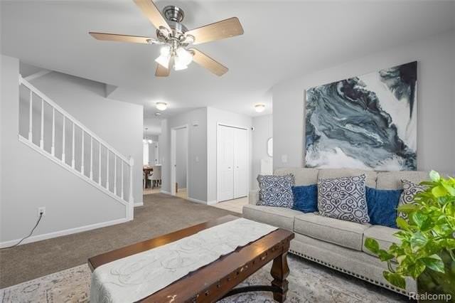 31569 Beechwood St - Photo 7 of 18