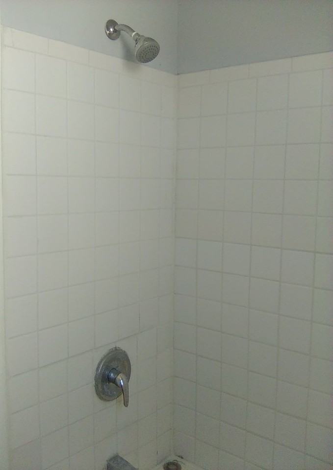 594 Roosevelt Ave - Photo 3 of 12