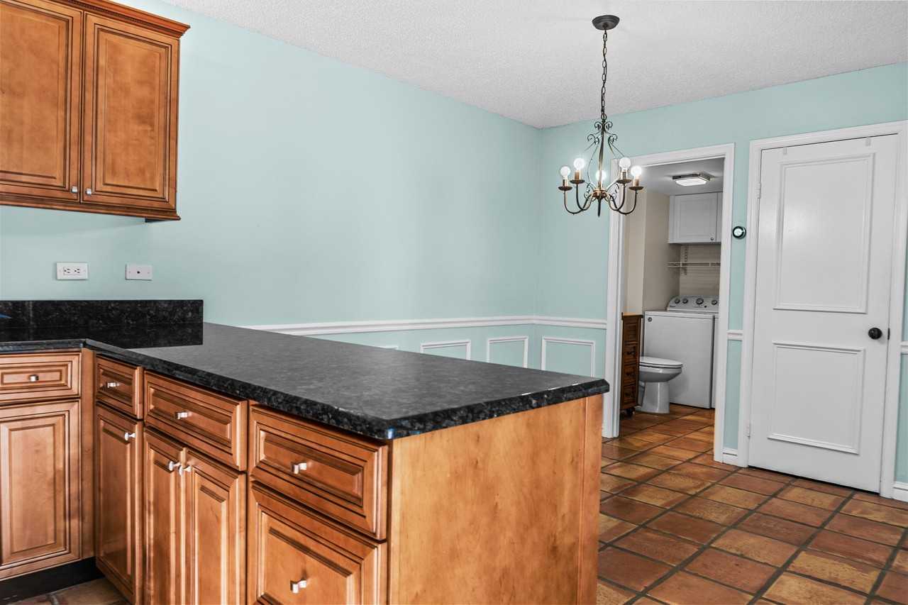 110 1st Ter - Photo 5 of 15