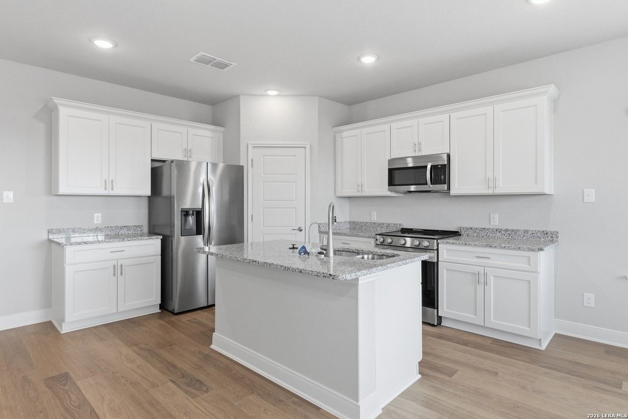 7118 Magnolia Crk Unit 201 #201 - Photo 7 of 15