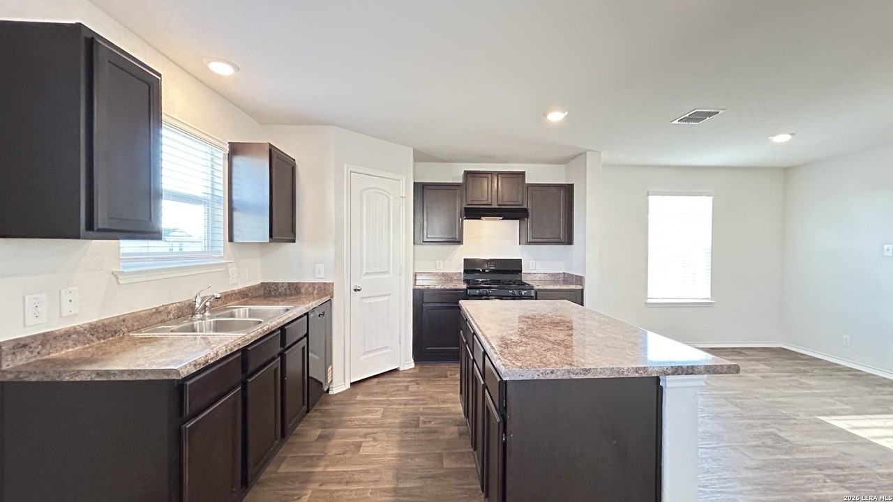 14702 Harlequin Duck - Photo 7 of 36