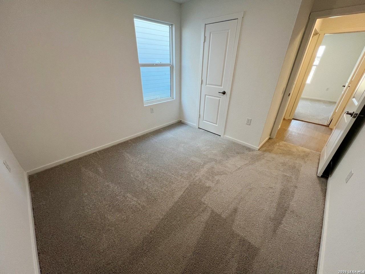 10514 Bluegill Way - Photo 7 of 34