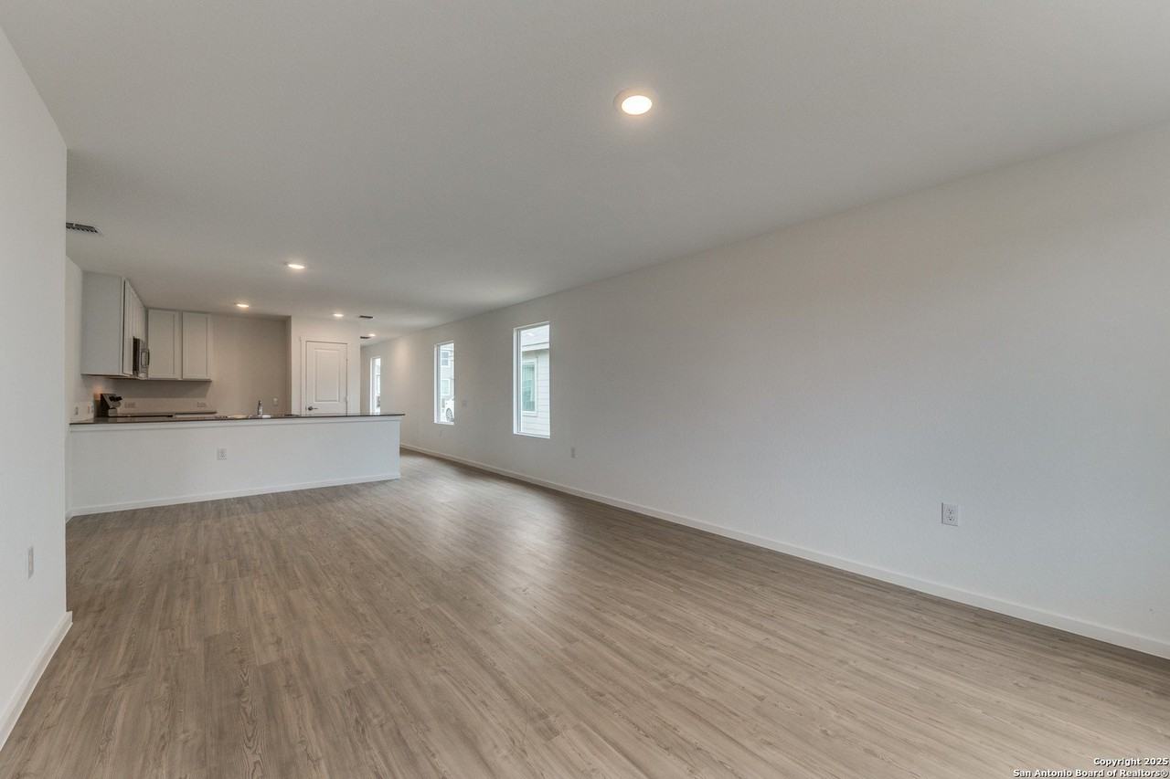 11715 Blasting Way - Photo 4 of 24