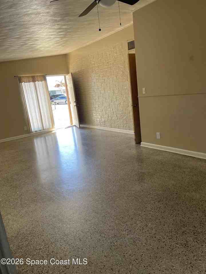 1448 Virginia Dr - Photo 3 of 19