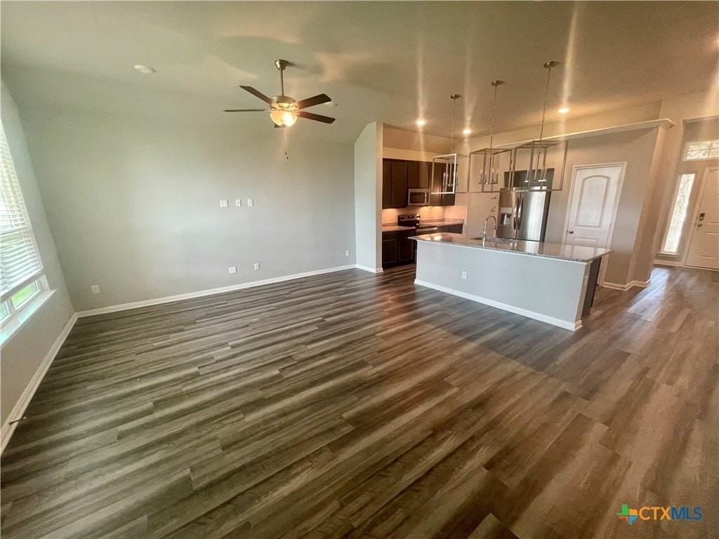 1938 Bayou Wood Ln - Photo 5 of 19