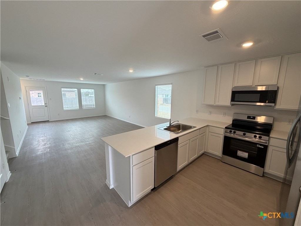 1102 Campbelton Dr - Photo 5 of 18