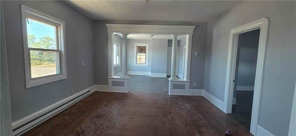 62 Main Rd Apt 3 #3 - Photo 3 of 8