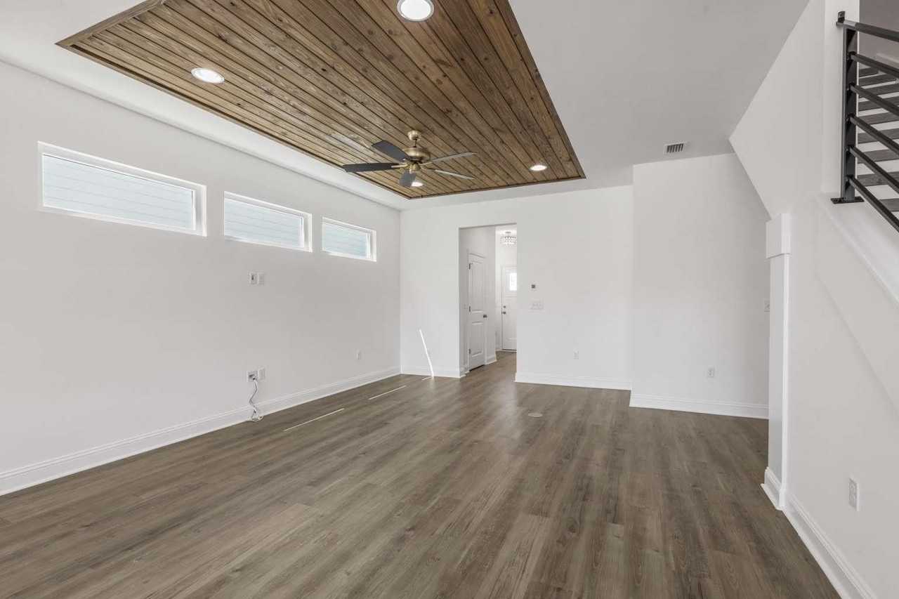 3658 Meadow Vista Ln - Photo 7 of 24