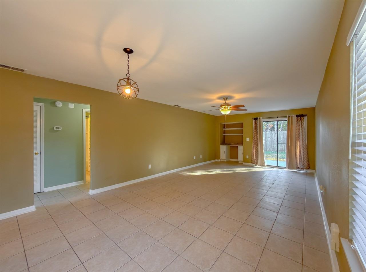 1801 Meriadoc Rd - Photo 4 of 50