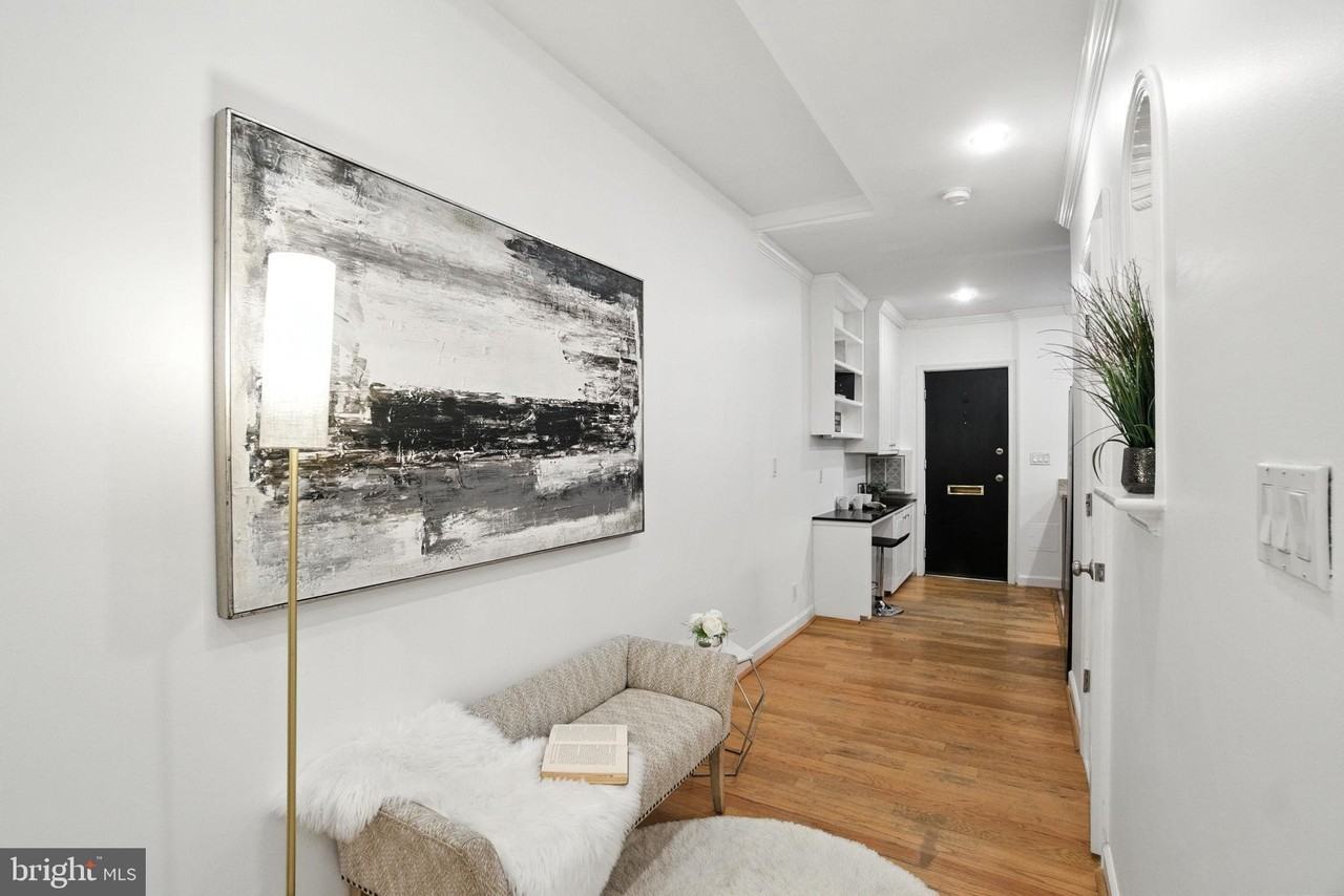 1072 30TH Street NW unit: Lower - Photo 6 of 18