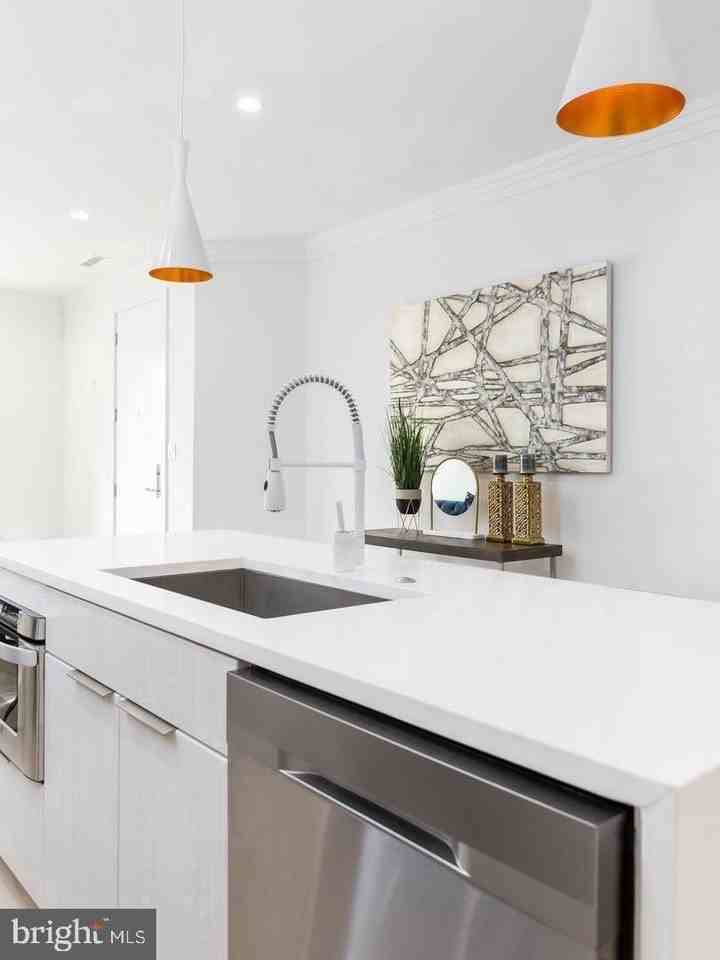 3527 14th St Nw Unit 3 #3 - Photo 4 of 12