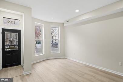 139 N Lakewood Ave - Photo 3 of 18