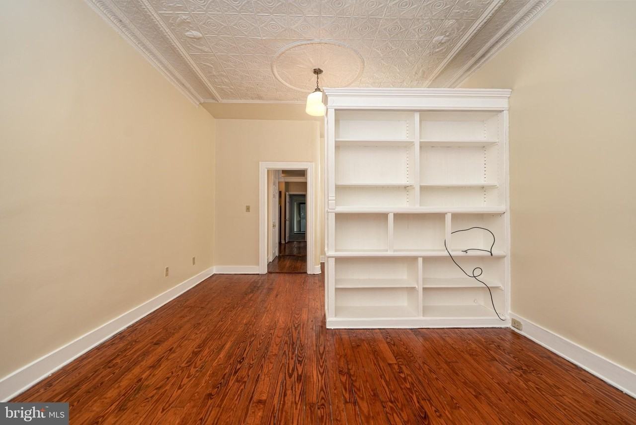 617 S Paca St Apt A #A - Photo 3 of 14