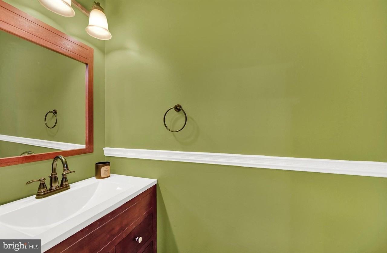 6 Carob Ct - Photo 5 of 28