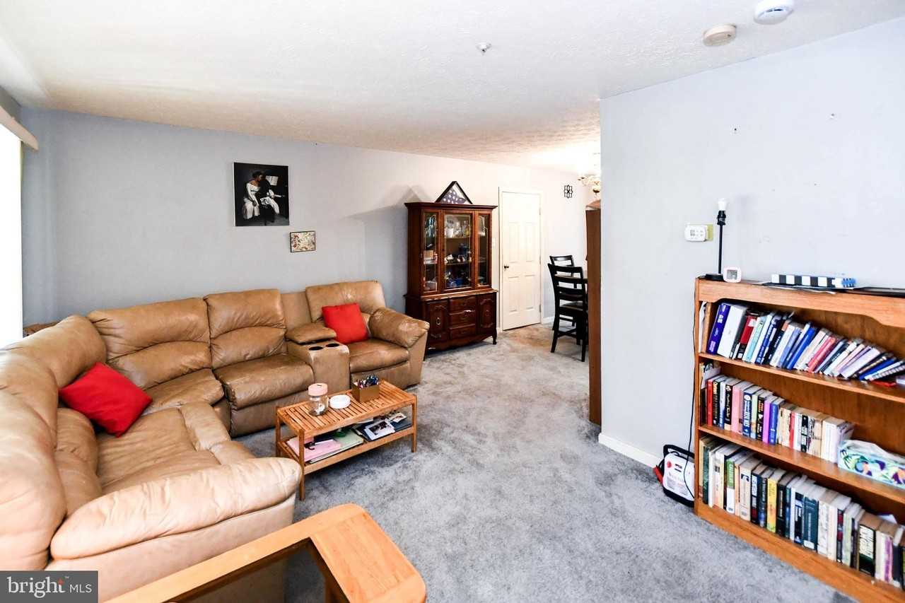 1600 Ora Lea Ln - Photo 7 of 47