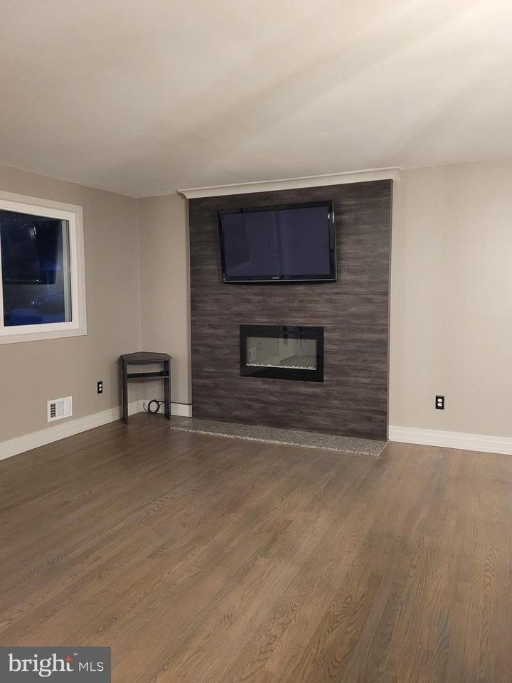 2710 Rose Valley Dr - Photo 6 of 47