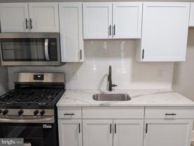 1261 Chase St - Photo 1 of 1