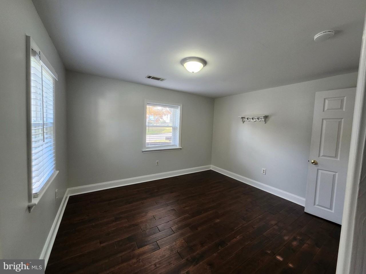 51 Bunting Ln - Photo 7 of 28