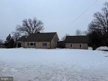 345 Layfield Rd - Photo 1 of 1