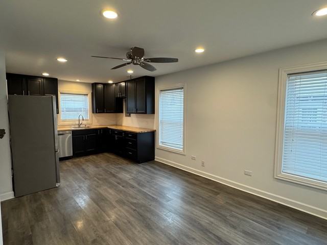 1892 White St - Photo 3 of 19