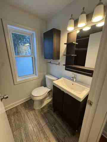 1892 White St - Photo 5 of 19