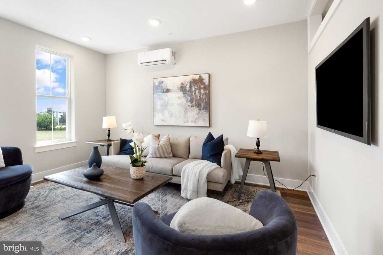 1924 N Front St Unit 306 #306 - Photo 5 of 30