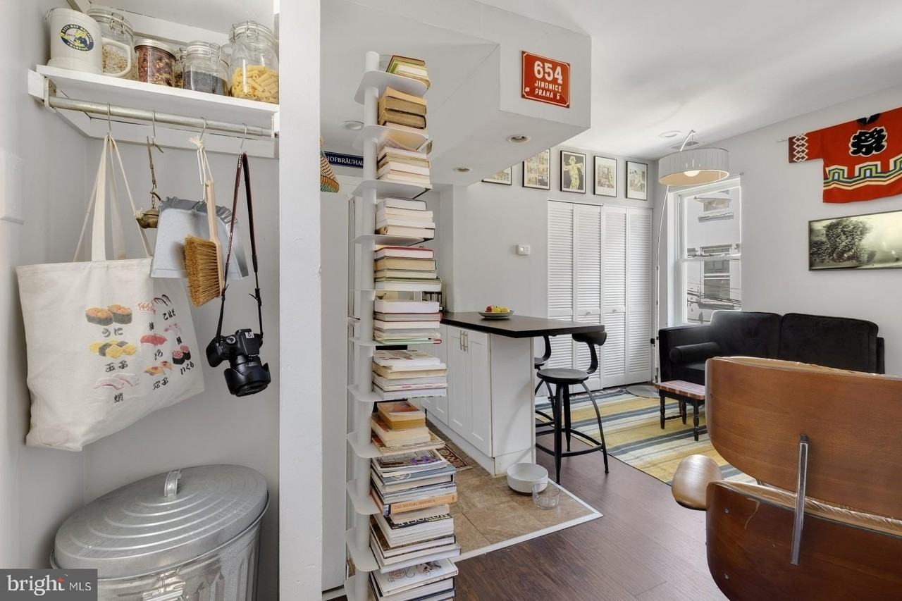 1630 Rodman St - Photo 3 of 17