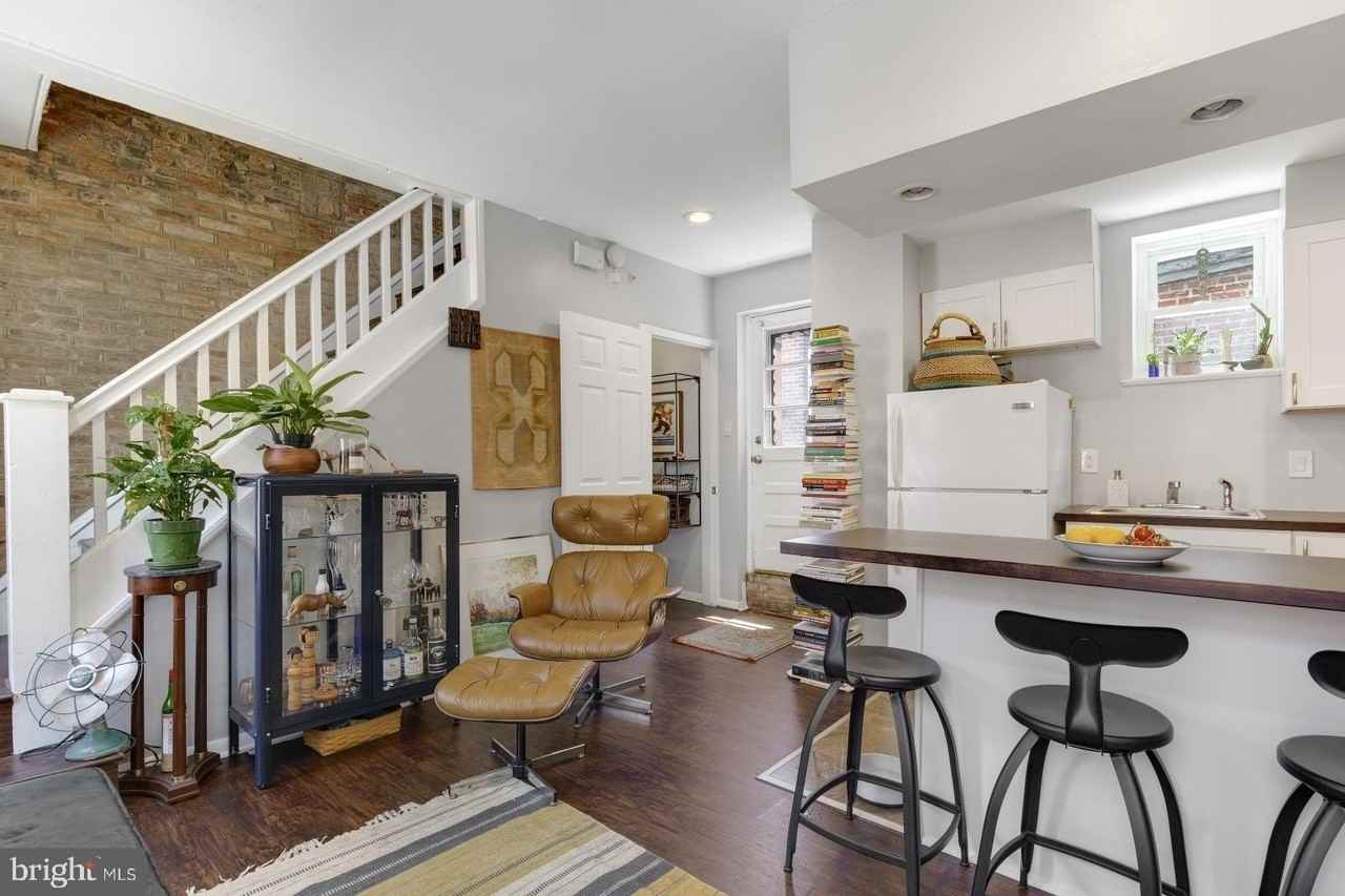 1630 Rodman St - Photo 5 of 17