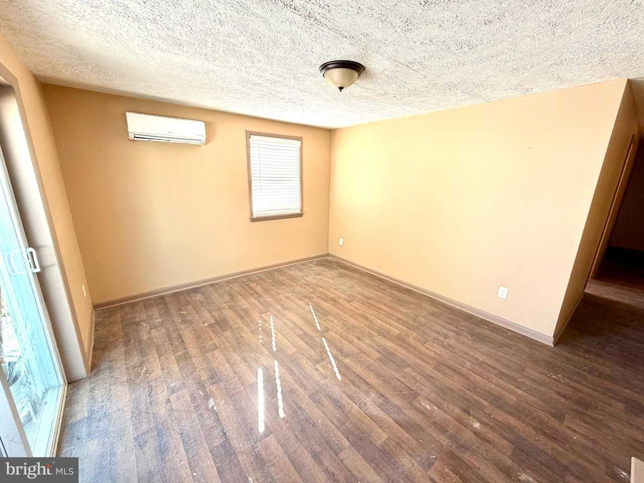 292 W Richardson Rd - Photo 5 of 19