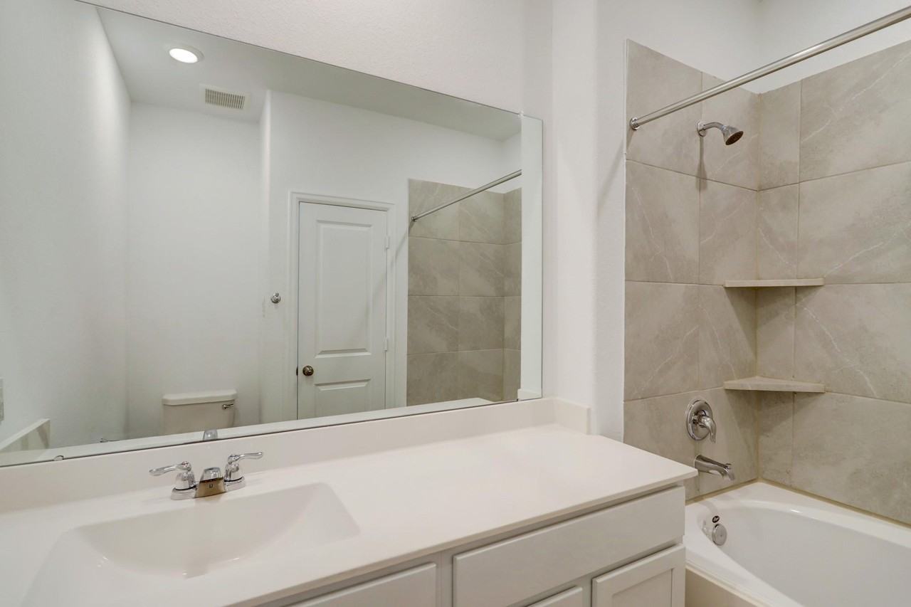 18916 Caney Forest Dr - Photo 7 of 10