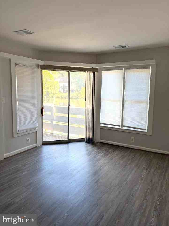 7604 Lakeside Village Dr Unit A - Photo 3 of 23