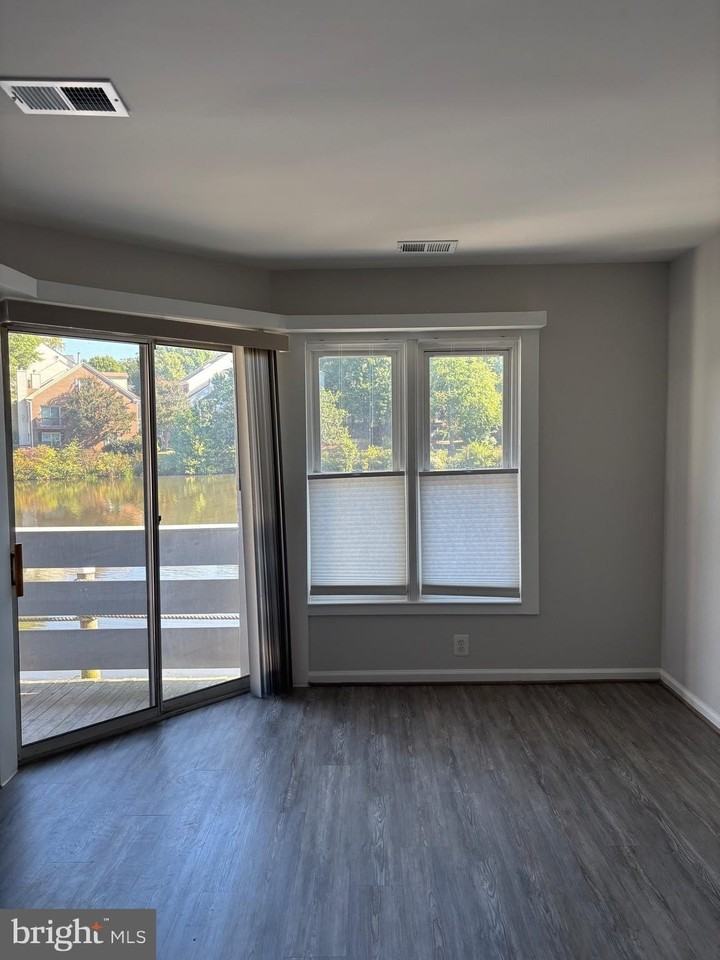 7604 Lakeside Village Dr Unit A - Photo 5 of 23