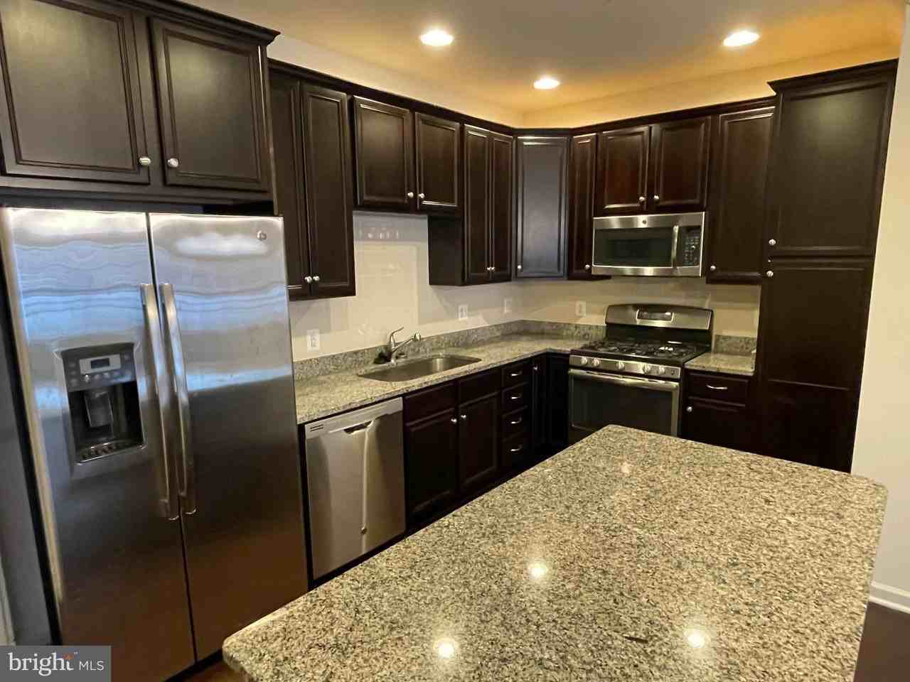 43146 Thoroughfare Gap Ter - Photo 5 of 18