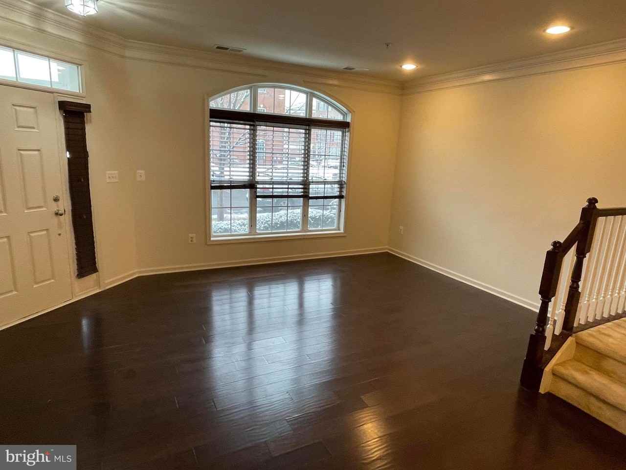 43146 Thoroughfare Gap Ter - Photo 7 of 18