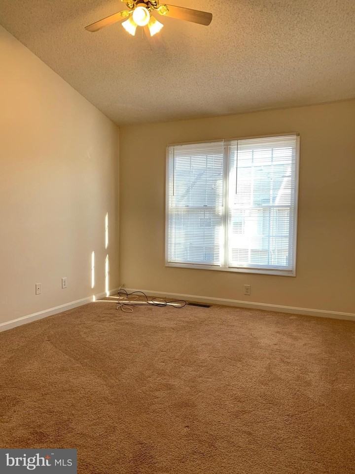 507 Falkirk Ct - Photo 7 of 15