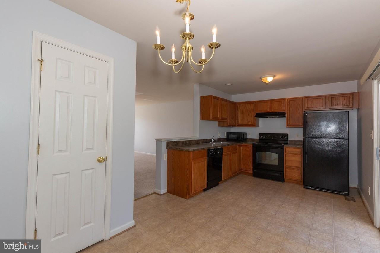 128 Pony Cir - Photo 4 of 28