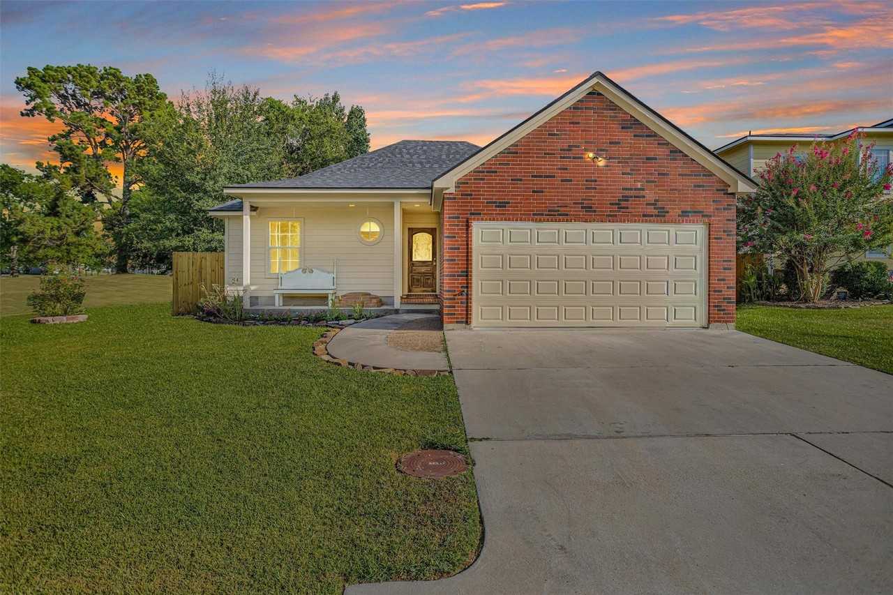 13068 Hydra Ct - Photo 2 of 50