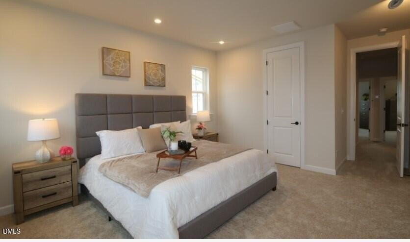 712 Icarus Ln - Photo 4 of 11