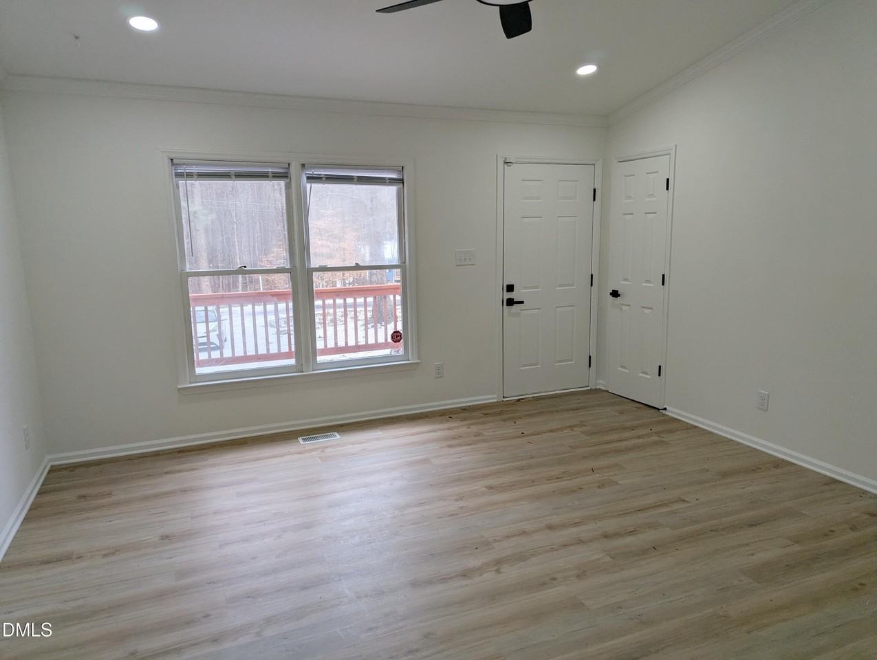 5802 Lillie Dr - Photo 2 of 16