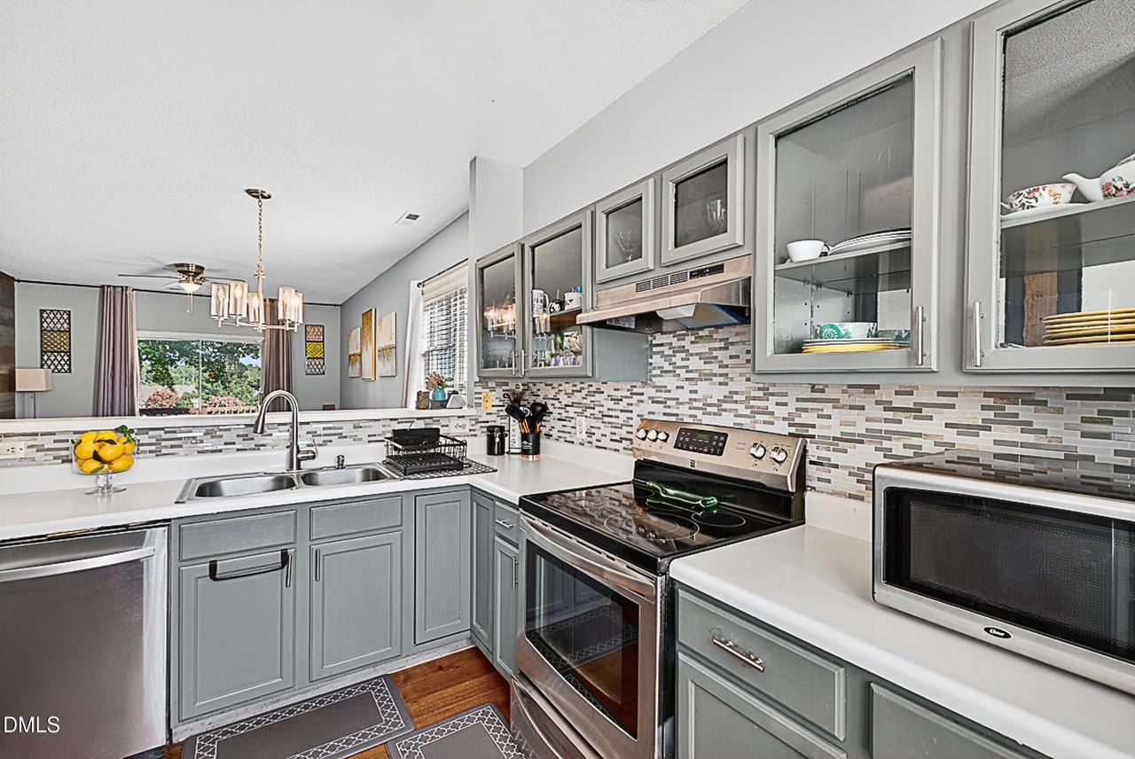 5351 Cog Hill Ct - Photo 6 of 21