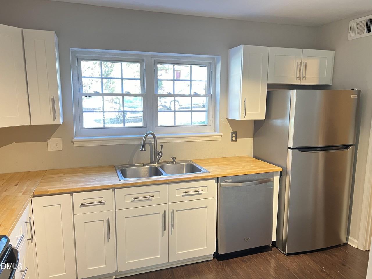 1333 Springlawn Ct - Photo 4 of 14