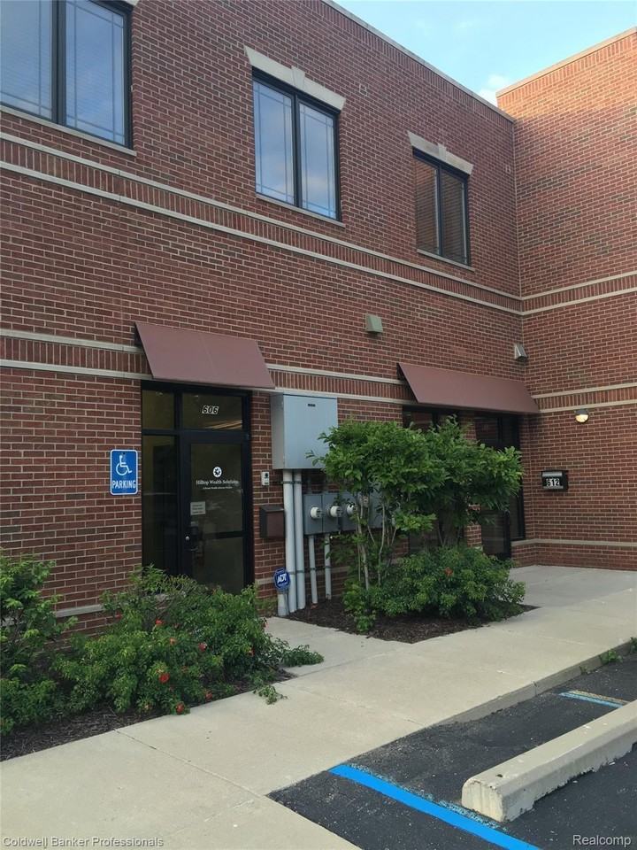 614 E 11 Mile Rd - Photo 4 of 32